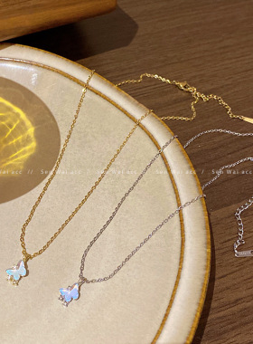 ins风渐变蓝色蝴蝶吊坠项链女小众百搭气质钛钢锁骨链新款配饰品
