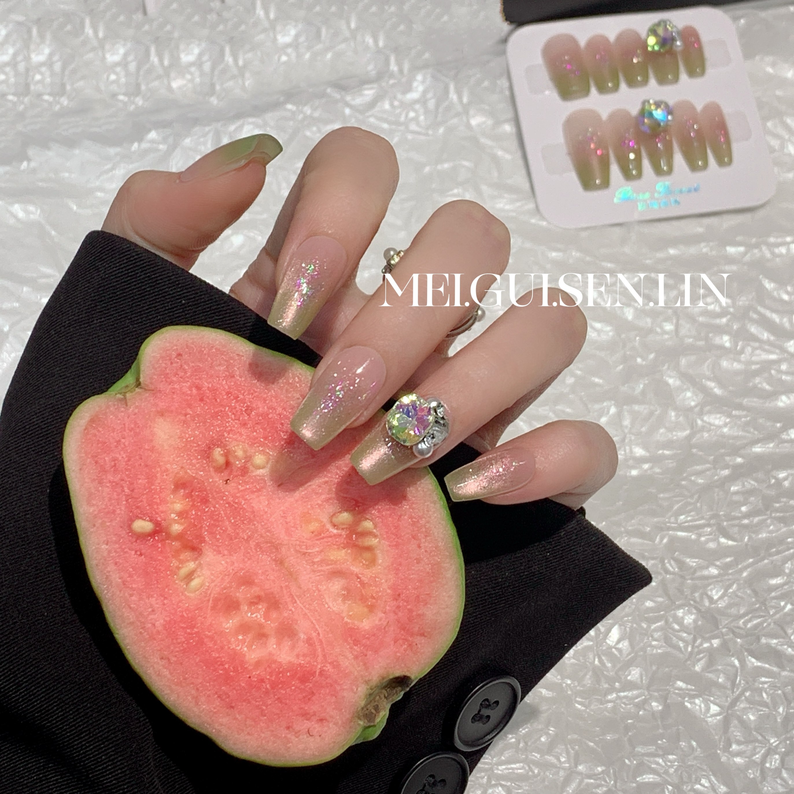 玫瑰森林芭乐手工定制穿戴甲猫眼轻奢高级感爆闪显白渐变长款美甲,淘宝优惠券,粉丝福利购,淘宝优惠卷