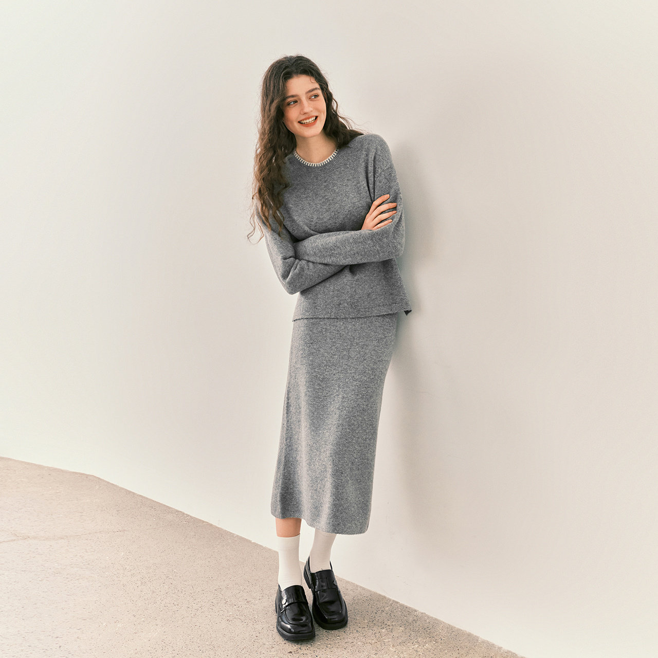 商场同款|森柔森马套装女冬撞色开叉毛衣直筒长裙2025新款两件套 - 图1