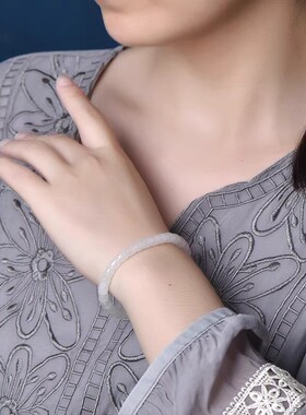 天然正品和田玉羊脂玉手串天然冰底羊脂白玉直切手链女玉石附证书