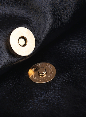 2022 Stylish Winter Black Fur Women Handbags Luxuy Handle To