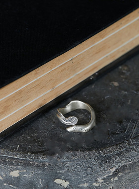 新品复古做旧精雕鳗鱼开口戒指环