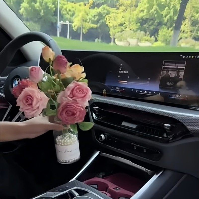 汽车载玫瑰花束摆件中控台扶手箱水杯位装饰高级七夕接女友氛围感,淘宝优惠券,粉丝福利购,淘宝优惠卷