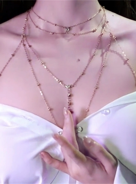 性感金色胸链身体链女