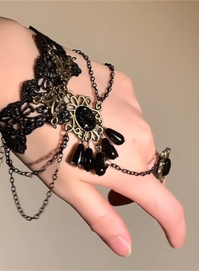 哥特暗黑系复古黑色蕾丝手链戒指