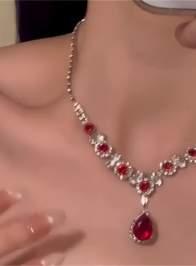 红色水滴锆石项链晚礼服套装