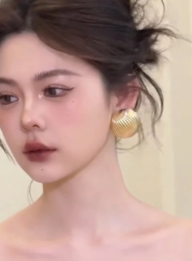 欧美夸张独特金色条纹大耳钉