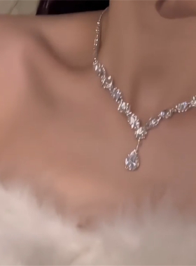 爆闪水滴流苏项链耳环女