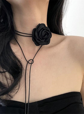 高级感黑色山茶花项链女choker