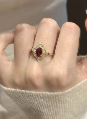 爆闪红色鸽子蛋戒指女