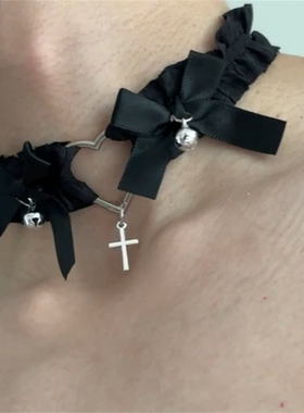 黑色爱心形十字架项圈女