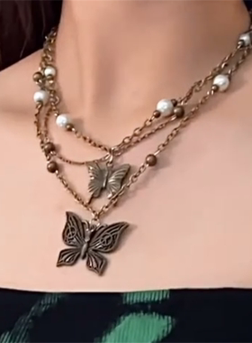 美拉德复古多层叠戴蝴蝶项链