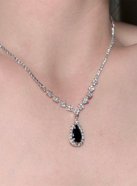 爆闪黑色水滴锆石项链耳环套装