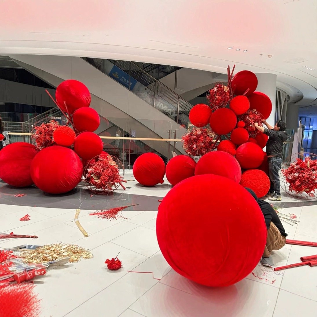 红色毛线球新年元旦店铺装饰道具新中式氛围感商业美陈场景布置,淘宝优惠券,粉丝福利购,淘宝优惠卷