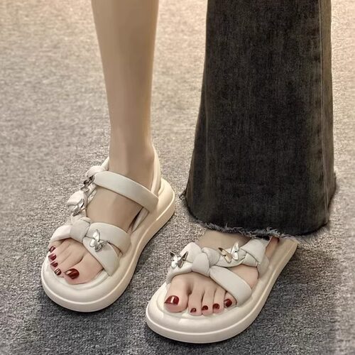 真皮女童凉鞋2026夏季新款百搭小女孩罗马鞋蝴蝶软底中大童沙滩鞋 - 图3