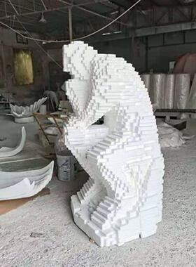 售楼处大厅招财沉思者摆件商场美陈景观玻璃钢雕塑落地软装装饰品