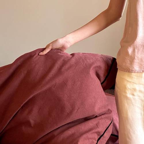 岁月经典提花浮雕全棉四件套加厚暗红色喜庆纯棉床上用品被套床单 - 图2