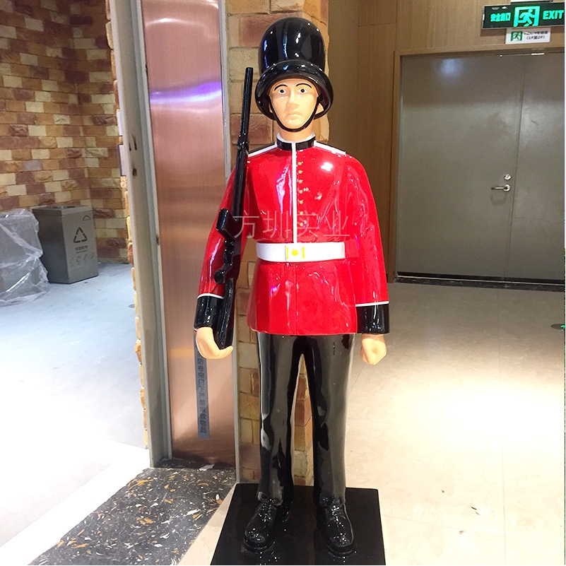 方圳彩绘树脂工艺品立体雕塑商场酒店门卫胡桃夹子模型摆件定制 - 图2