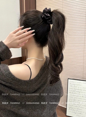 新年红色缎面大肠发圈女