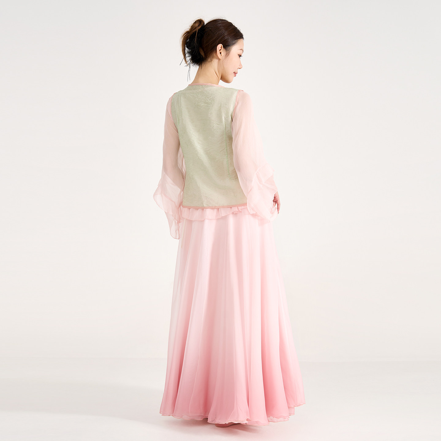 新中式古典舞蹈服女喇叭袖上衣纱衣飘逸古风秋冬马甲新款演出服装,淘宝优惠券,粉丝福利购,淘宝优惠卷