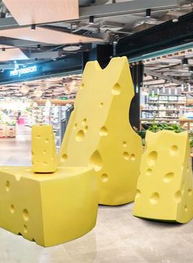 卡通仿真奶酪芝士景观玻璃钢雕塑甜品店电影院商场烘焙蛋糕店摆件