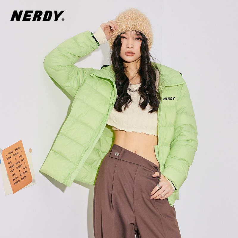 NERDY2023新款情侣宽松经典logo轻薄保暖连帽羽绒服女外套上衣潮