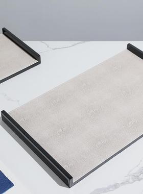 现代轻奢金属皮质托盘摆件高级感置物盘客厅桌面玄关软装饰品