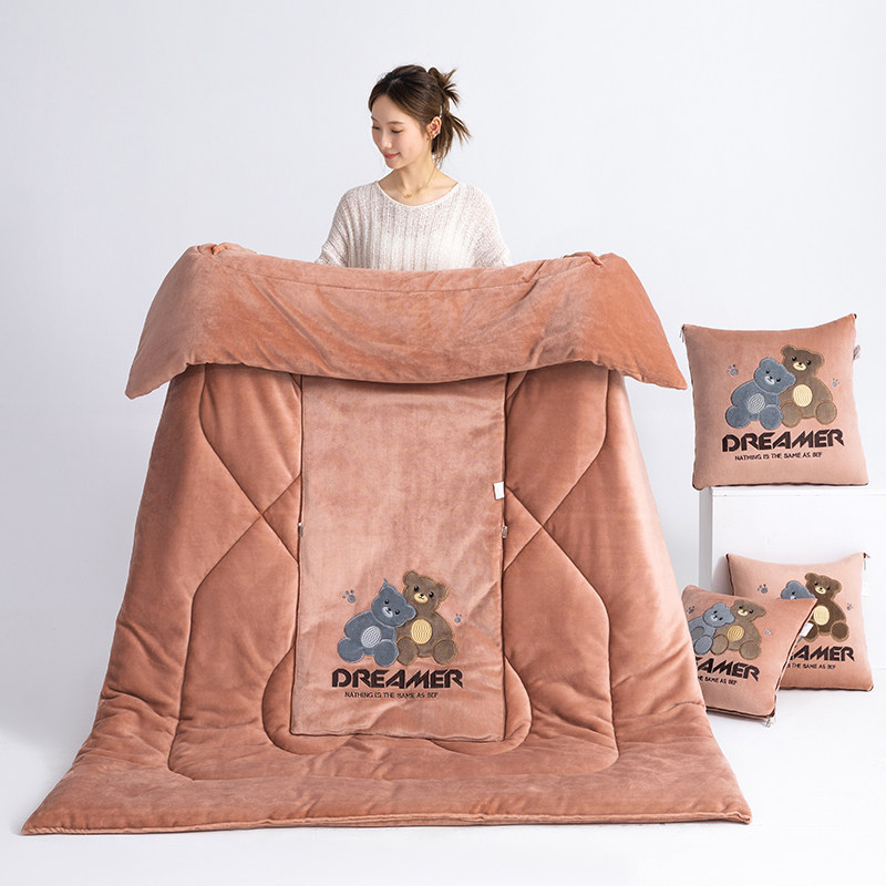 加厚牛奶绒抱枕被子两用车载靠垫枕头办公室沙发折叠午睡被二合一,淘宝优惠券,粉丝福利购,淘宝优惠卷