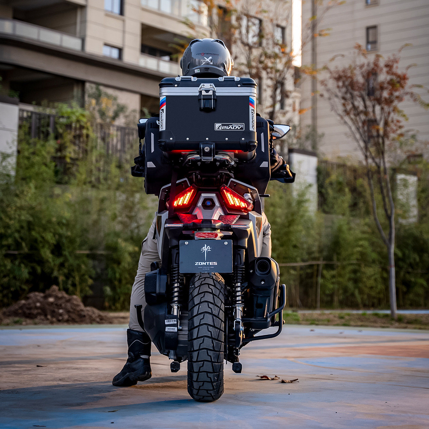 GSADV适配升仕368G铝合金尾箱摩托车尾包改装保护杠不锈钢保险杠 - 图2