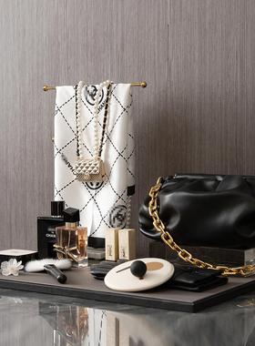 样板间衣帽间软装饰品摆件香水口红首饰化妆品道具首饰托盘丝巾架
