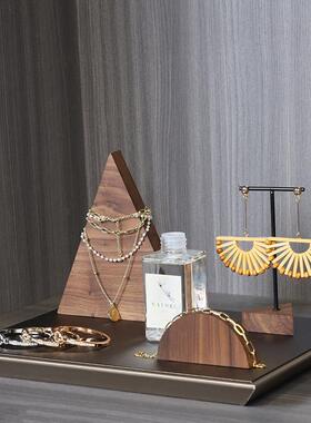 新概念软装样板间摆件梳妆台套装女士首饰香水托盘衣柜衣帽间饰品
