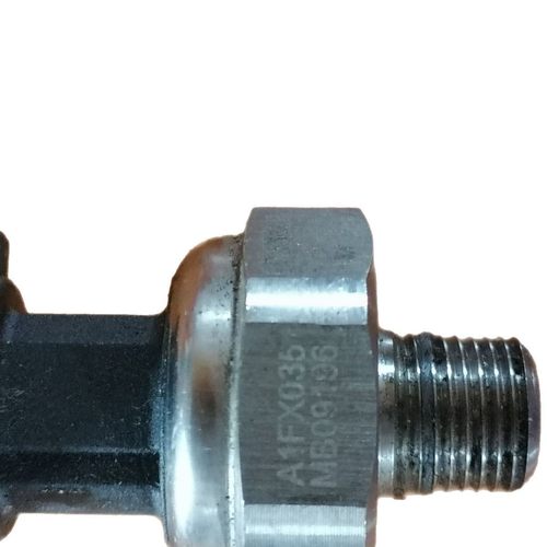 恩达正品EDWDP-19/21油压传感器变送器PT100探头 - 图1