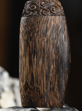 达拉干沉水级雕刻挂件仿古龙牌重约20克保真文玩沉香吊坠挂件