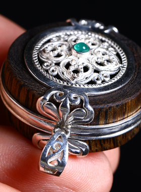 文莱挂件沉香香囊吊坠银