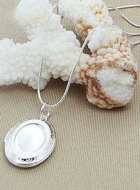Silver Chain Necklace Silver jewelry Round Photo Locket Pend