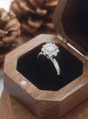 艺升缘珠宝千寻戒指定制S925银一克拉莫桑石女士钻戒原创设计