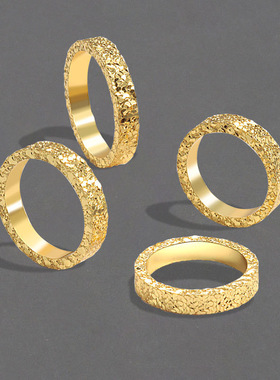 轻奢金色超闪碎冰女士戒指