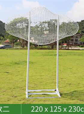 不锈钢铁艺镂空云朵户外景观小品读书人物雕塑小区草坪售楼处摆件