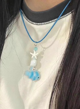 小红书同款橘色小丑鱼项链可爱蓝色小鱼串珠颈链情侣款项链送礼物