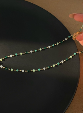 棉左女绿色水晶串珠项链女