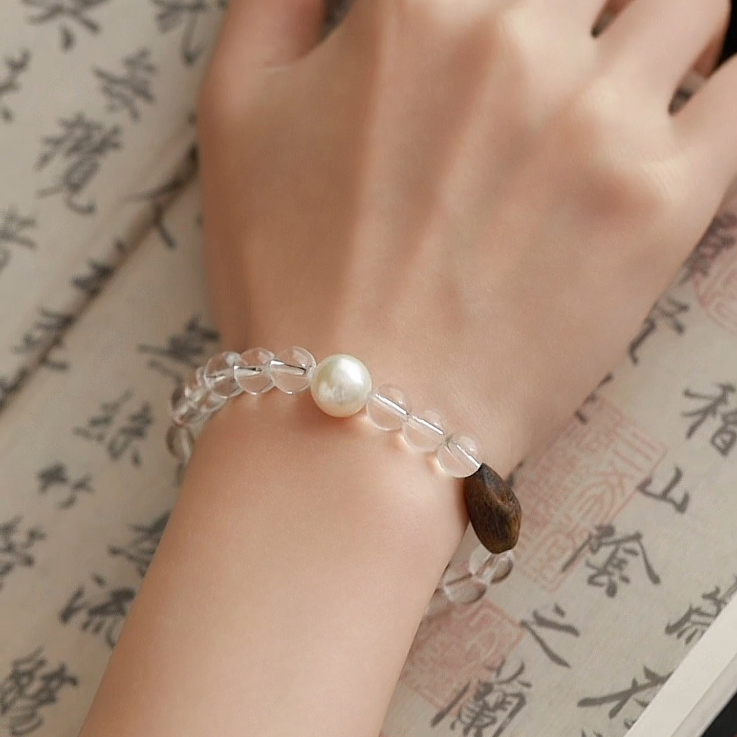 珍氏珠宝天然淡水珍珠 白水晶手链女款 简约百搭小众玛瑙沉香手串,淘宝优惠券,粉丝福利购,淘宝优惠卷