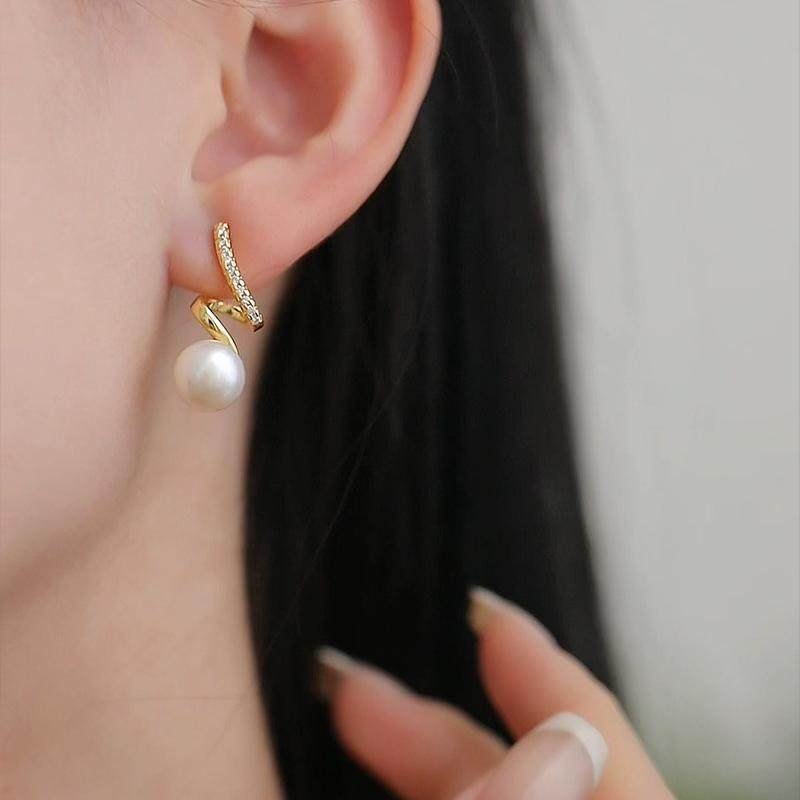 珍氏珠宝天然淡水珍珠耳钉女款 法式轻奢复古气质小众高级感耳饰,淘宝优惠券,粉丝福利购,淘宝优惠卷