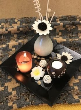 美容床上摆件摆件装饰美容床装饰摆件组合香薰炉带托盘装饰小摆件