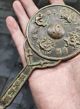 古玩铜器收藏仿古黄铜四兽铜镜手持镜家居工艺品摆件