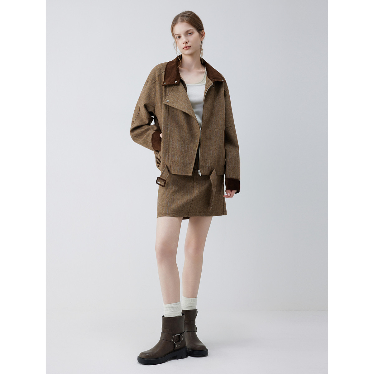 ELLE拼接咖色灯芯绒廓形短外套女2025秋新款独特绵羊毛宽松夹克,淘宝优惠券,粉丝福利购,淘宝优惠卷