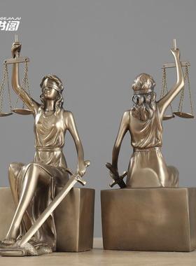 家居装饰品正义神书档书立法律人摆件律师礼物人物雕塑艺术厂家