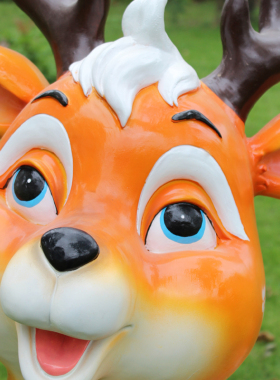 商场门口装饰品卡通动物梅花鹿户外幼儿园玻璃钢雕塑庭院花园摆件