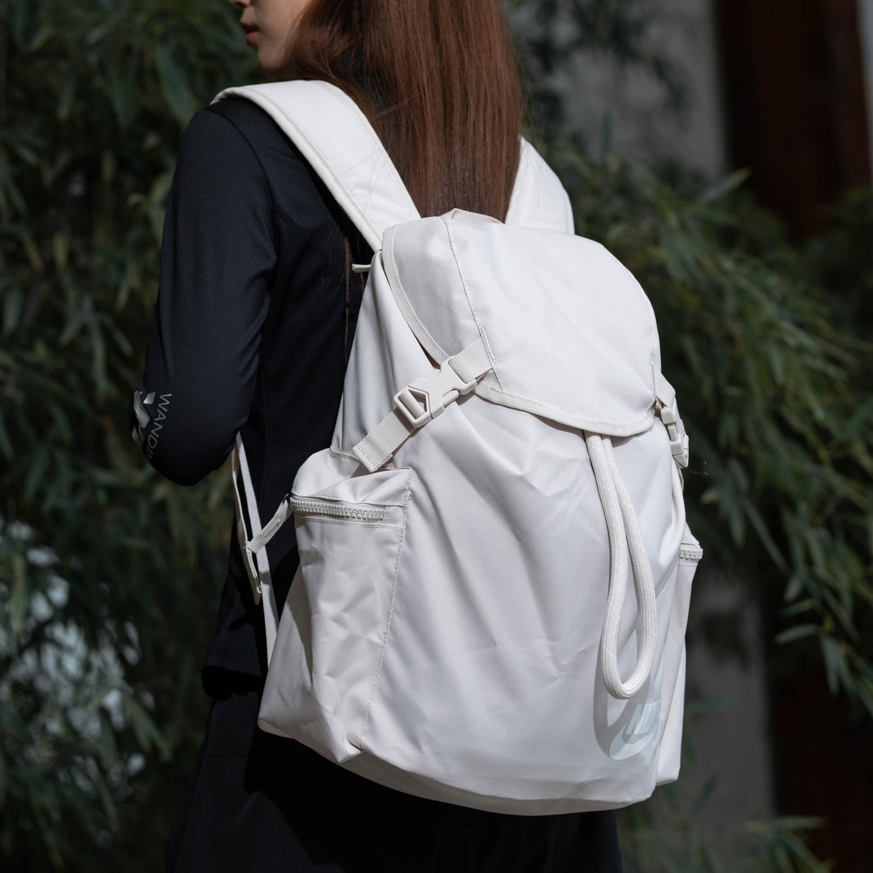 Nike/耐克 男女学生运动休闲潮流大容量抽绳双肩背包书包 BA6150