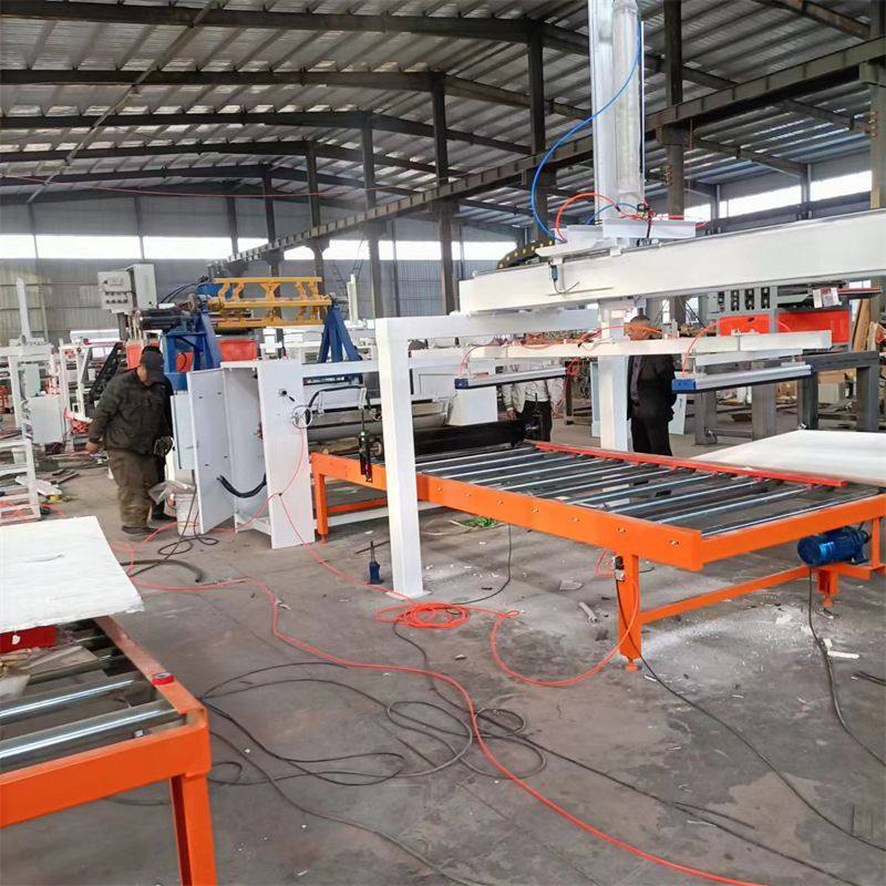 彩钢板铝皮全自动放卷剪切pur平贴机 钢面镁质复合防火风管贴面机,淘宝优惠券,粉丝福利购,淘宝优惠卷