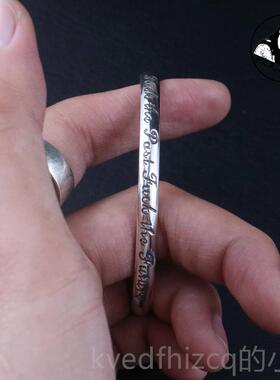 新款瓦岚 UNDERCOVE手R高桥盾字母开镯男女纯伊银口复古手环个性